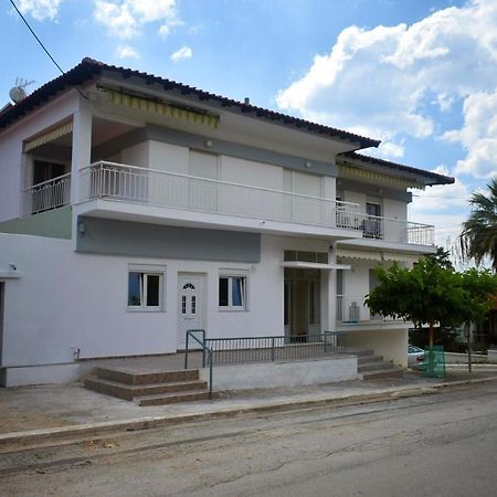 Seaside Apartments Nea Iraklia Exteriér fotografie