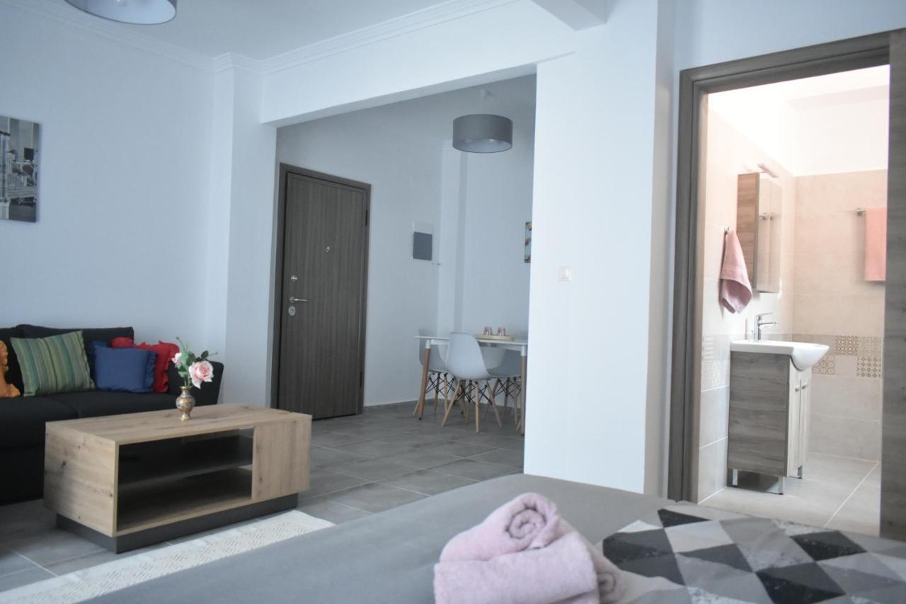 Seaside Apartments Nea Iraklia Exteriér fotografie
