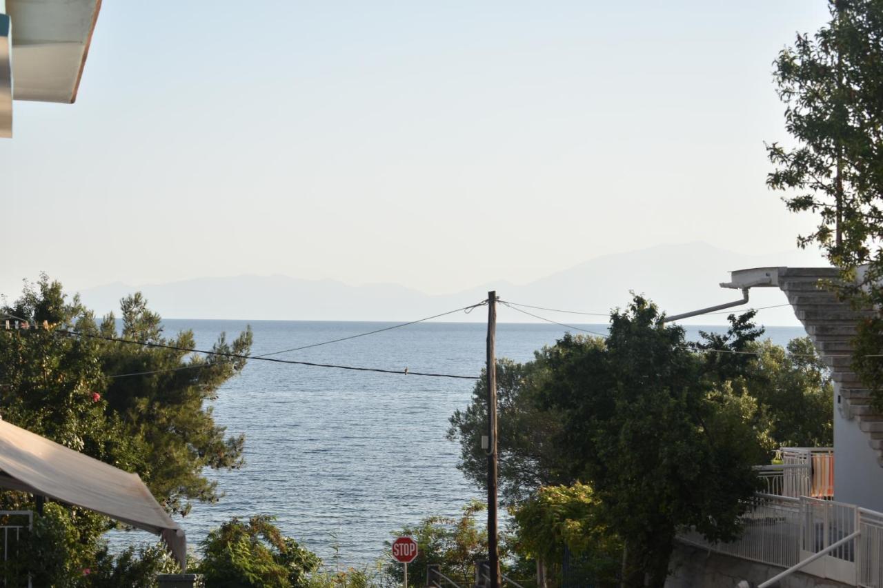 Seaside Apartments Nea Iraklia Exteriér fotografie