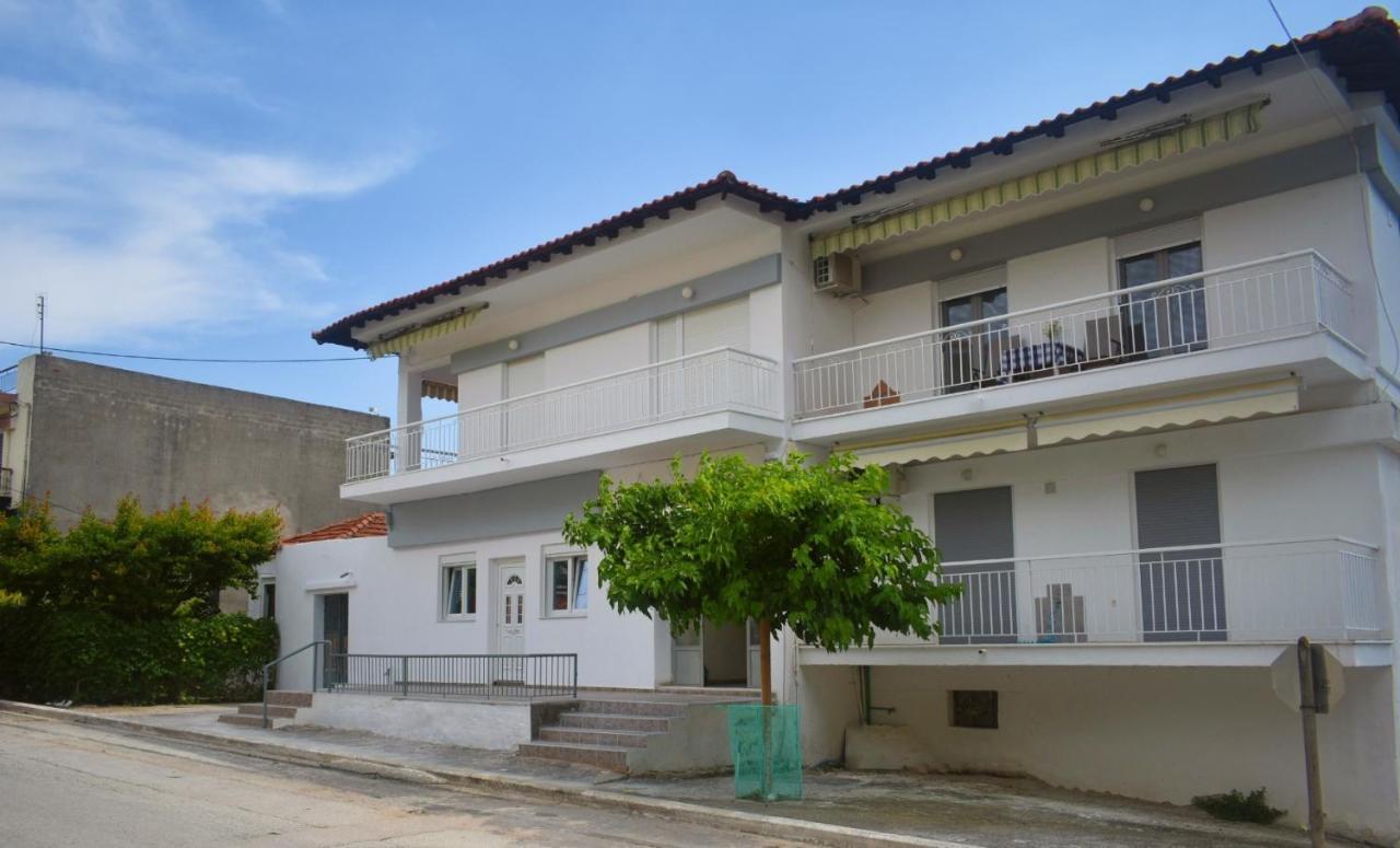 Seaside Apartments Nea Iraklia Exteriér fotografie