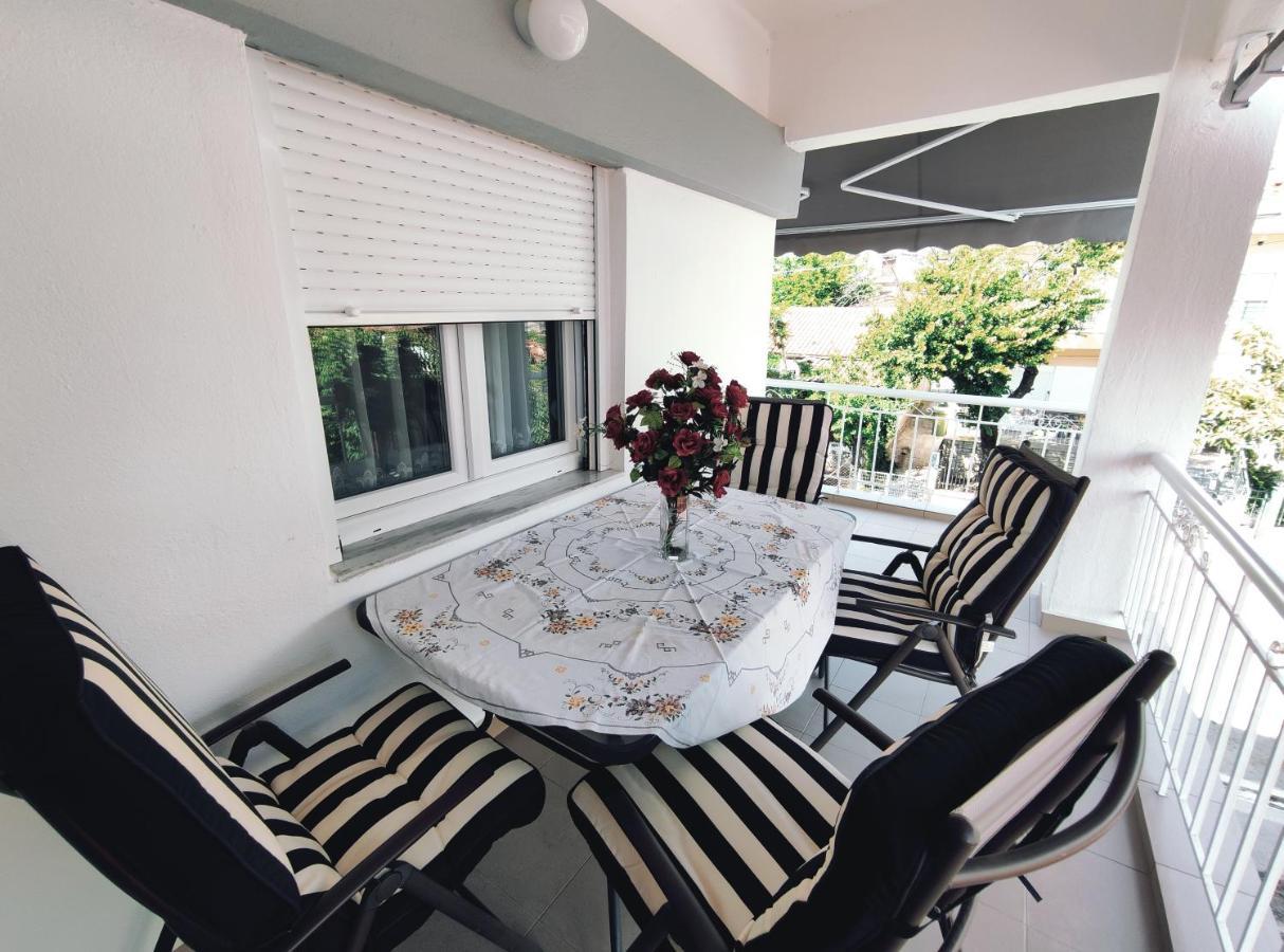 Seaside Apartments Nea Iraklia Exteriér fotografie