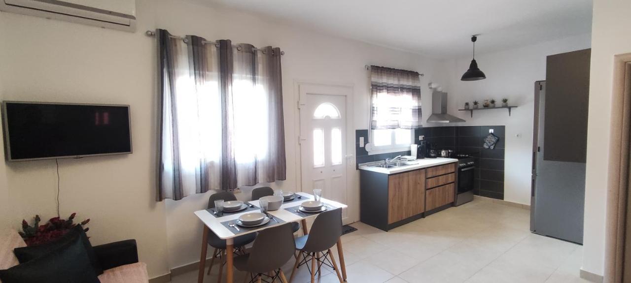 Seaside Apartments Nea Iraklia Exteriér fotografie