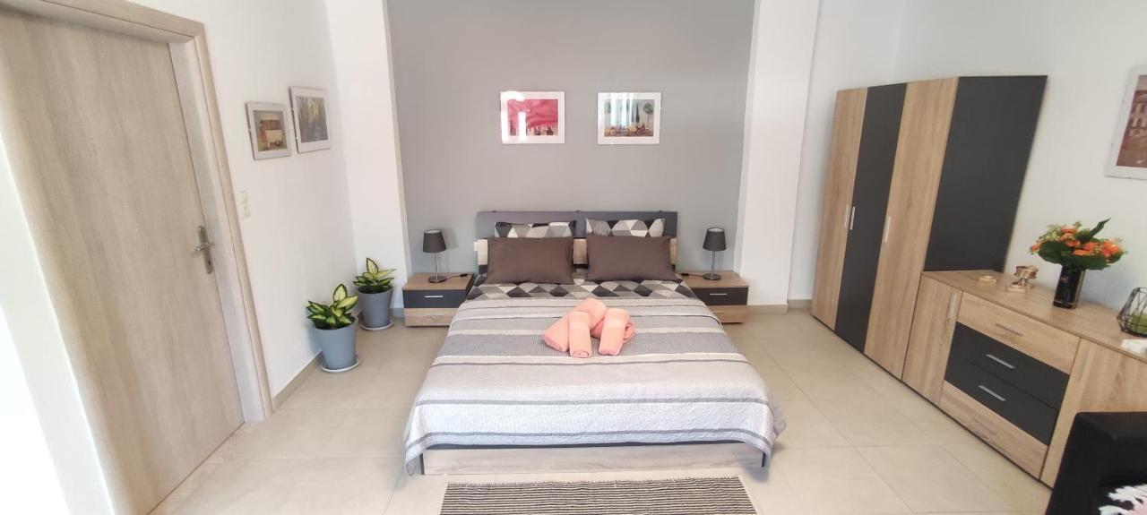 Seaside Apartments Nea Iraklia Exteriér fotografie