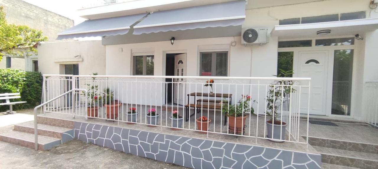Seaside Apartments Nea Iraklia Exteriér fotografie